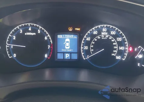 2012 Hyundai Genesis 3.8 z USA, uszkodzony, nr VIN KMHGC4DD5CU167974